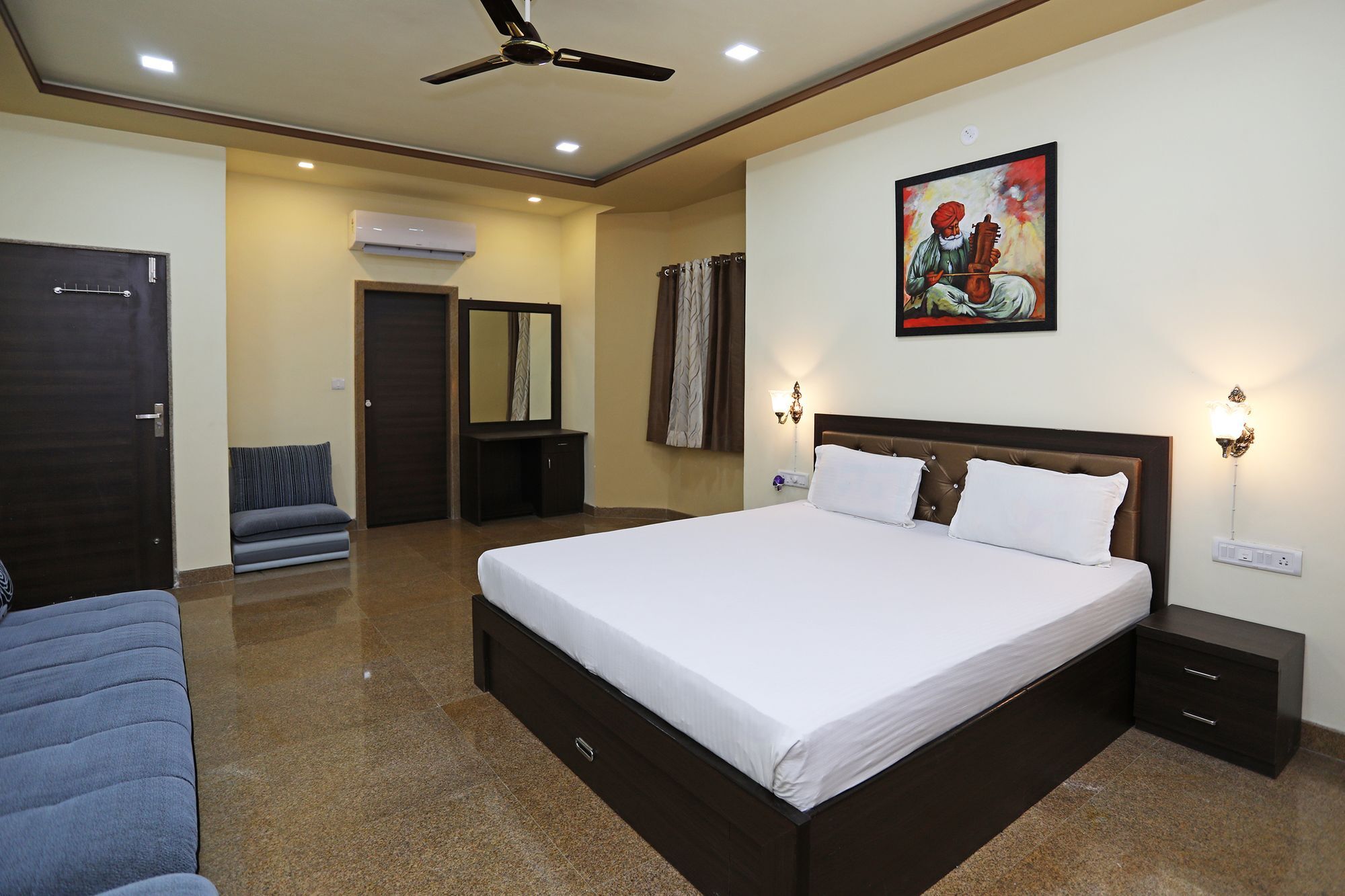 Oyo 9428 Hill View Room Goverdhan Vilas ウダイプル エクステリア 写真