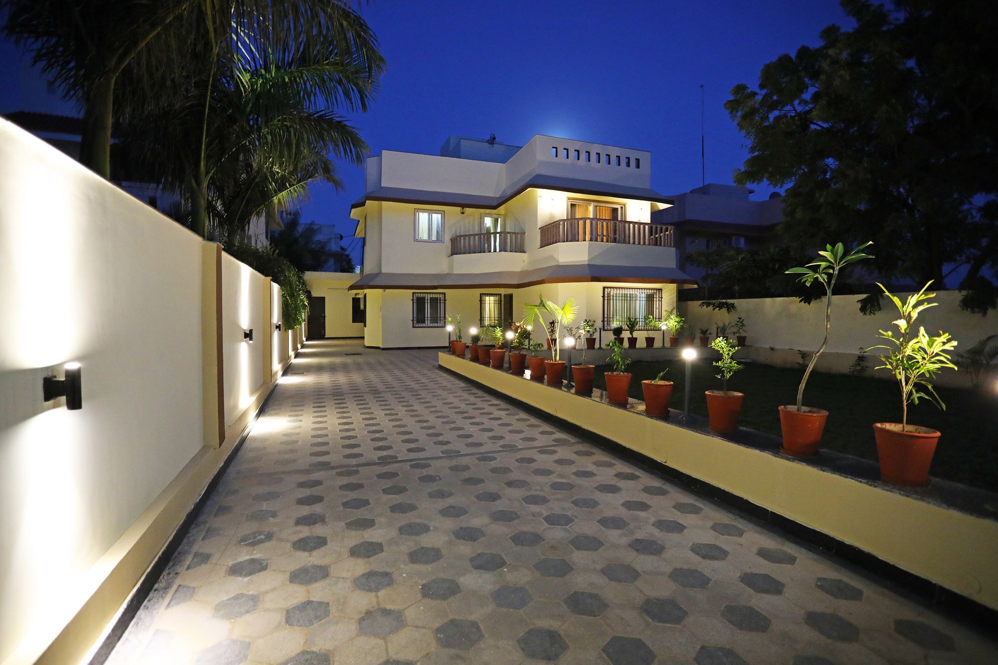 Oyo 9428 Hill View Room Goverdhan Vilas ウダイプル エクステリア 写真